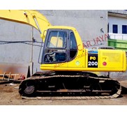 Excavator Komatsu PC200-6 tahun 2005 ( Built up )