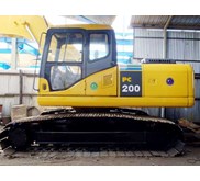 Komatsu PC200-7 tahun 2007 ( Galeo)