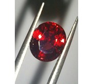 001 Natural Garnet ( PYROPE)