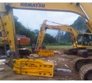 HYDRAULIC BREAKER PEMECAH BATU