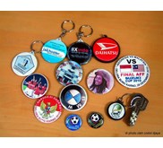 Pin Promosi Gantungan Kunci