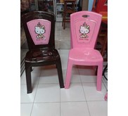 Kursi makan hello kitty