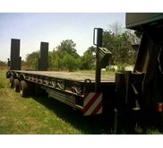 Low bed muatan tank...