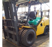 Forklift Komatsu 5 Ton Built up Jepang 100% | Forklift Baru