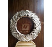 Pigura Ukir Daun Bulat