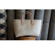 Tas Rotan Bali, Tali Lilit Kulit Warna Natural, code TRL01