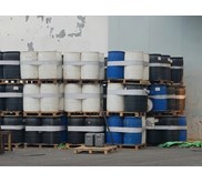 Drum Plastik dan tong plastik 200 liter bekas