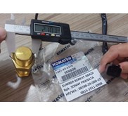 KOMATSU 7861-93-2310 7861932310 ENGINE SPEED SENSOR 7861 93 2310