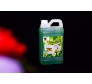 PEMBERSIH LANTAI 5 LITER