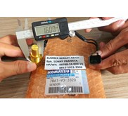 KOMATSU 7861-93-3320 7861933320 7861 93 3320 WATER TEMPERATURE SENSOR