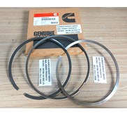 CUMMINS 3068813 4955976 4924584 3090450 PISTON RING 1 KOTAK ISI 3 RING