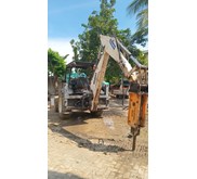 Rental Bego Loader Terex Plus Breaker