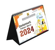 Kalender Meja spiral atau perlengkapan kantor