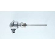 Screw-in thermometer with connection heads as per DIN EN 50446 
