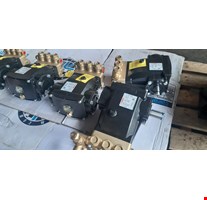 Peralatan Pompa High Pressure Bertekanan 250 Bar Super