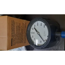 Pressure gauge uk.4.5 inci hitam Range:0 -1000 psi co.1/2