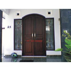 pintu utama 13
