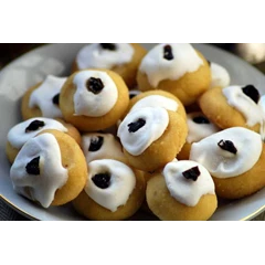 kue berglasur kismis