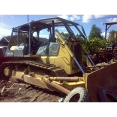 komatsu d85ss-2 tahun 1997