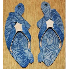sandal batik motif kura-kura