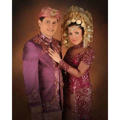 rias busana wedding & accessories