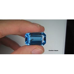 natural blue topaz