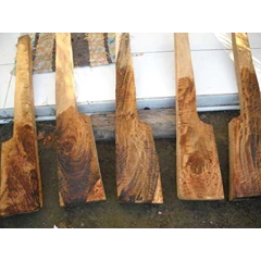kayu popor - rb