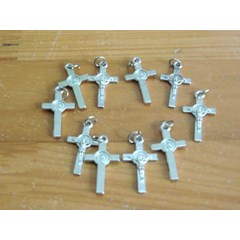 medali salib benedict 2cm x 1cm
