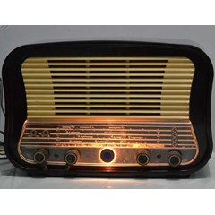 radio tabung antik, langka, jadul, merk erres