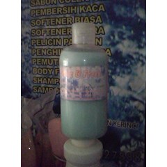 sabun mandi dan shampo rambut ( cair)