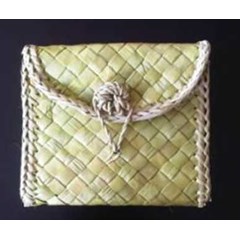 dompet tikar pandan