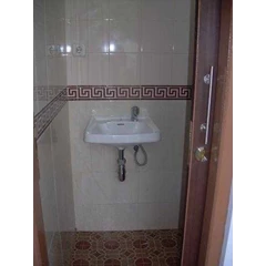 jasa tenaga pembersih kamar mandi anda
