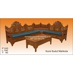 mahkota kursi sudut