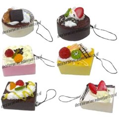 gantungan hp clay cake