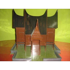peraga rumah ibadah, dan rumah adat