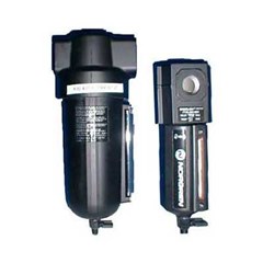 moisture separator for sand blasting pot