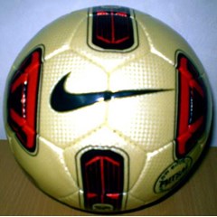 bola sepak nike