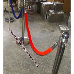 tiang antrian stainless