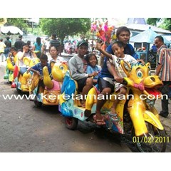 kereta mini sepeda motor model boneka