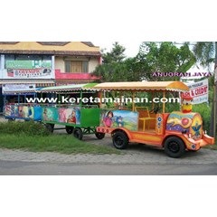 kereta kelinci wisata jalan raya