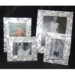 mother of pearl white photo frame set / bingkai foto dari mutiara putih