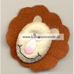 boneka kepala singa