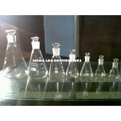 tabung erlenmneyer flask tersedia dalam berbagai ukuran 50ml sampai satu liter merk pyrex