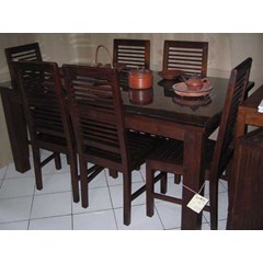finger dining table + glass 8mm + exotic chair