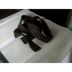 afalan/ potongan karpet babut lantai nylon