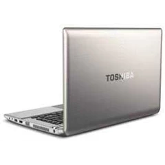 toshiba satellite p855. core i5-3210m. ram 4gb. hdd 750gb. display 15.6