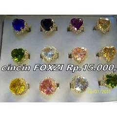 cincin cristal foxzi rp.15.000, -