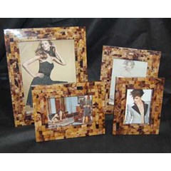 frame photo from shell black pen 
