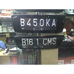 plat nomor mobil