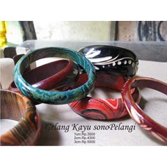 gelang kayu sono